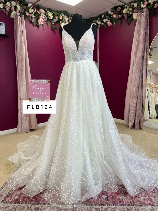 Essense of Australia | Wedding Dress | A Line | FLB164