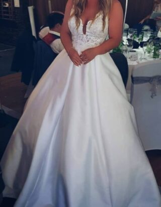 Essense of Australia | Wedding dress | Aline | C10093