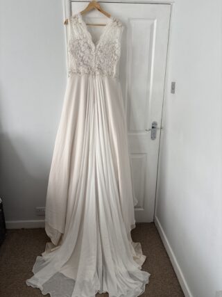 Unknown Designer | Wedding dress | Aline | C10109
