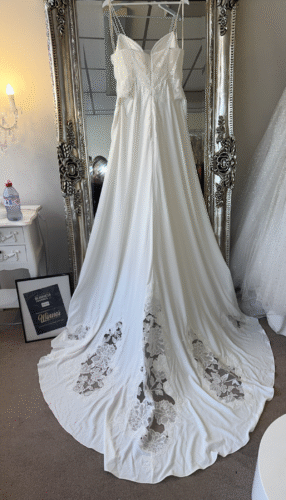Emmy London | Wedding dress |  Aline | C10148