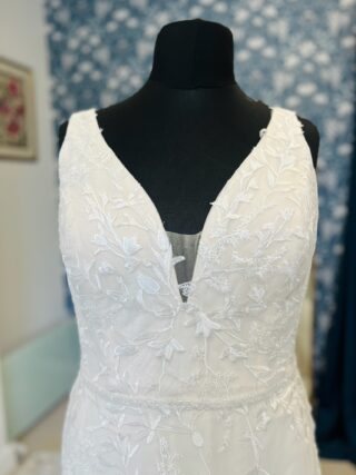 Romantica | Wedding Dress | Fit To Flare | CF336B