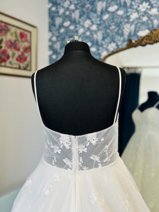 Romantica | Wedding Dress | A Line | CF340B