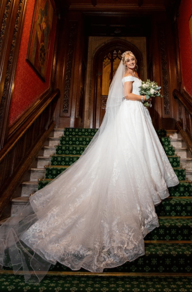 Eliza and Ethan | Wedding dress | Aline | C10183