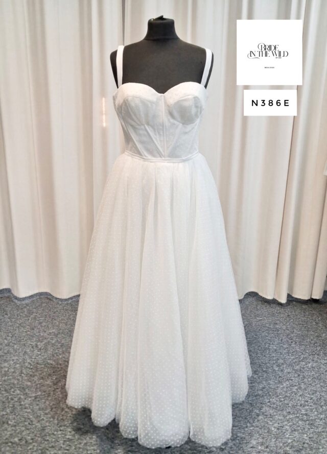 Eleri Noa | Wedding Dress | A Line | N386