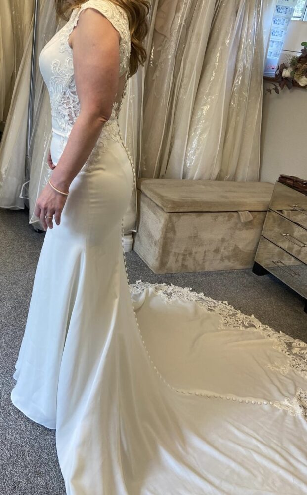 Essense of Australia | Wedding Dress | Fit to Flare | C10089