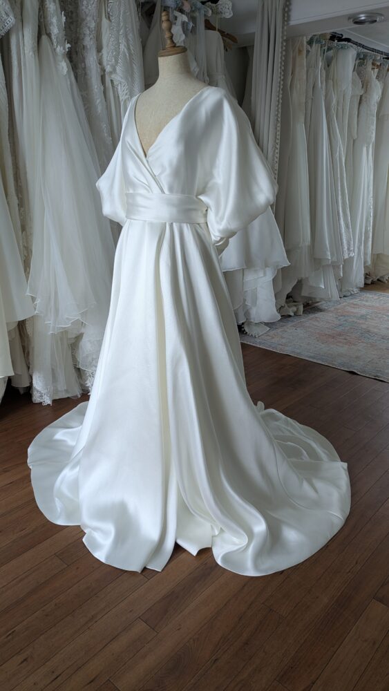Freda Bennett | Wedding Dress | A Line | EB001