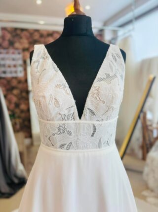 Lilian West | Wedding Dress | A Line | WN1103D
