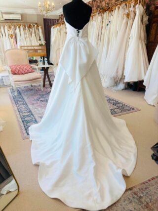 Alan Hannah | Wedding Dress | A Line | WN1106D
