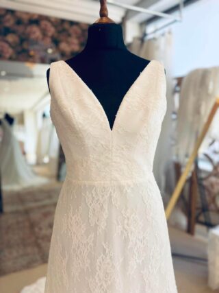 Alan Hannah | Wedding Dress | A Line | WN1104D
