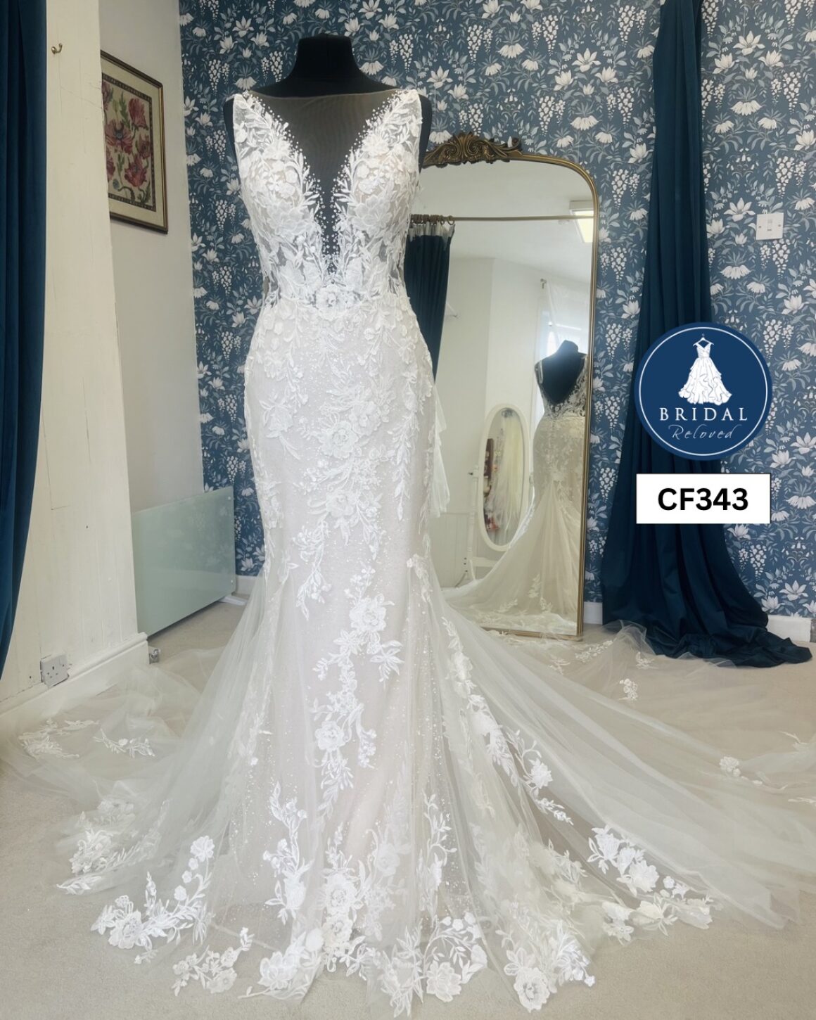 Enzoani | Wedding Dress | Fit To Flare | CF343