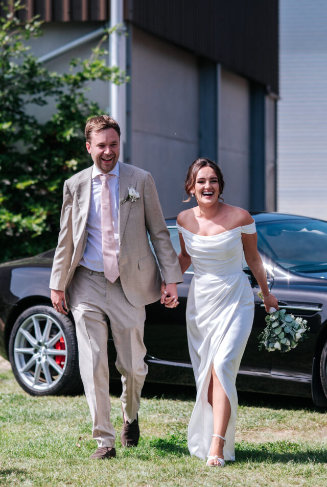 Evie Young | Wedding dress | Straight | C10205