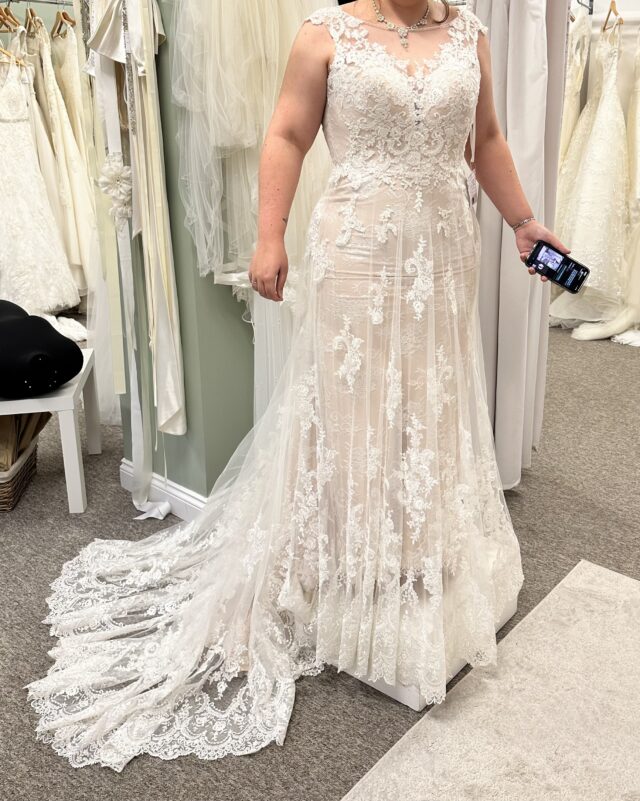 Victoria Jane | Wedding dress | Aline | C10263