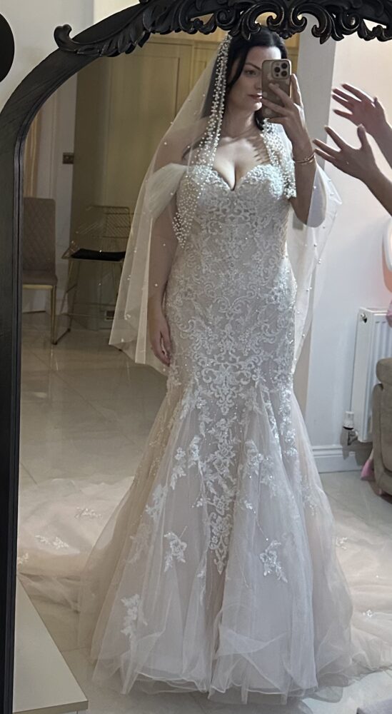Essense of Australia Wedding dress | Fit to Flare | C10201