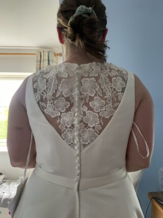 Pure Bridal | Wedding dress | Aline | C10212