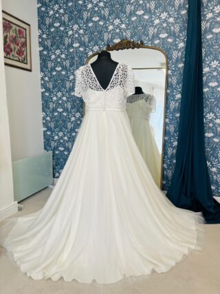 E & W Couture | Wedding Dress | A Line | CF358B