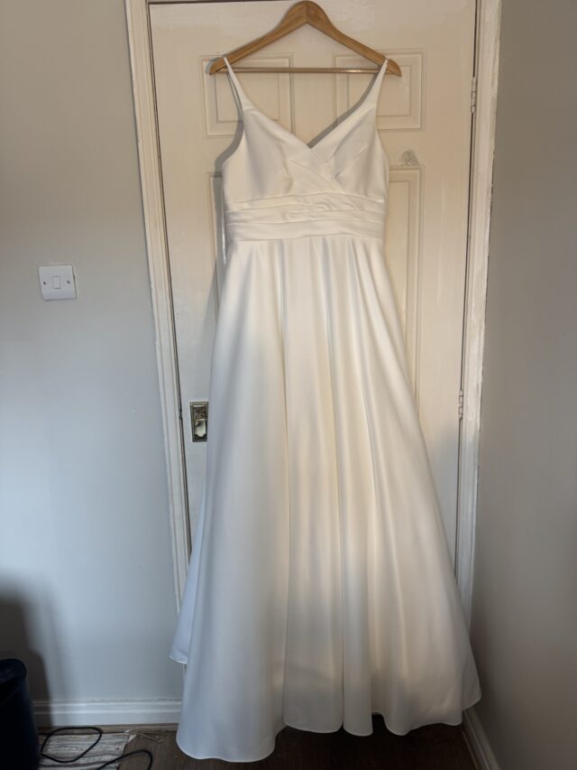 Richard Designs | Wedding dress |  Aline | C10256