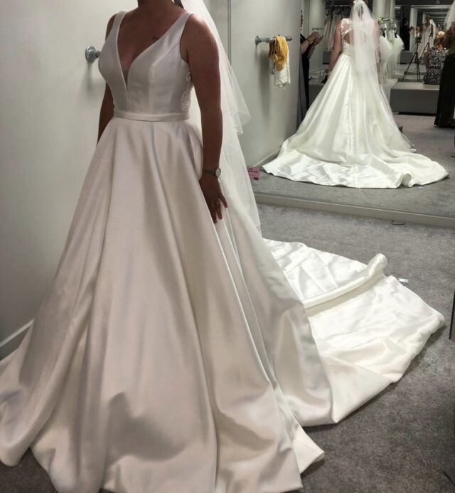 Anna Sorrano | Wedding dress | Aline | C10217