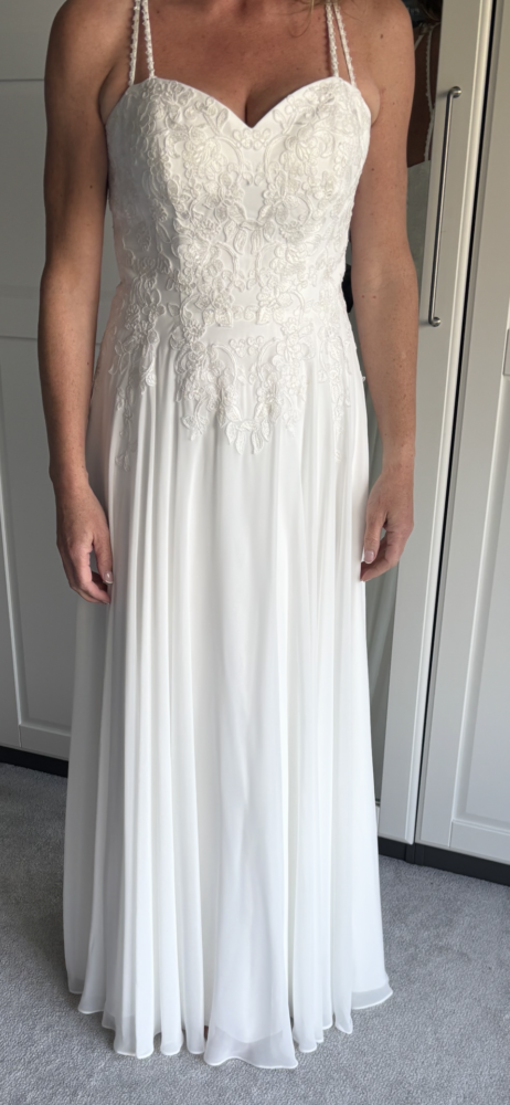 Elite Bridal | Wedding dress | Aline | C10250
