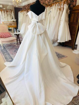 Alan Hannah | Wedding Dress | A Line | WN1107D