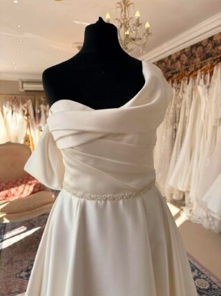 Alan Hannah | Wedding Dress | A Line | WN1120D
