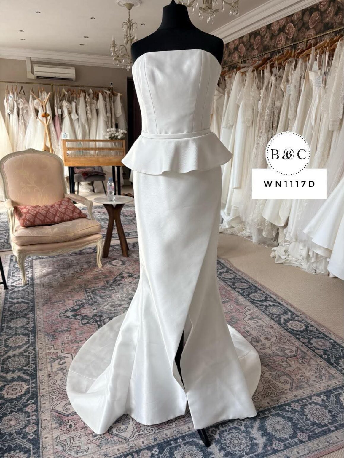 Alan Hannah | Wedding Dress | Column | WN1117D