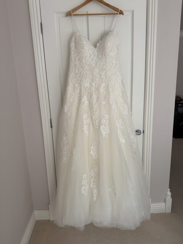 Maggie Sottero | Wedding Dress | A Line | C10325