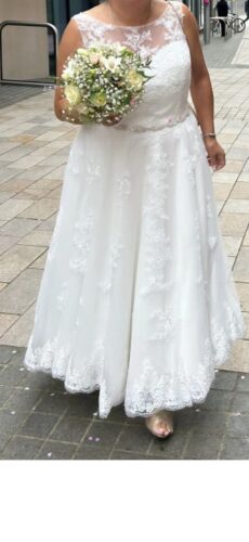 Elite bridal | Wedding Dress | Tea Length | C10309
