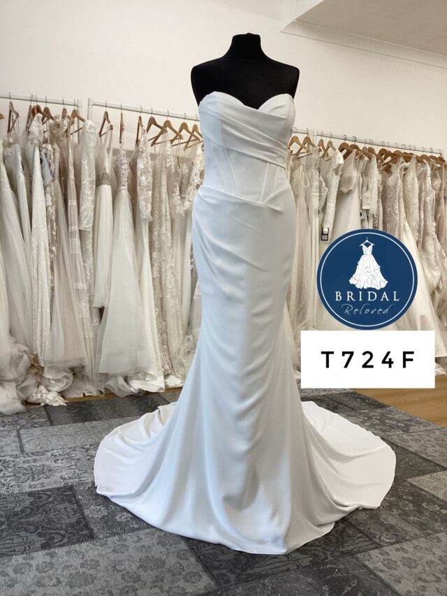 Elysee | Wedding Dress | Fit To Flare | T724F