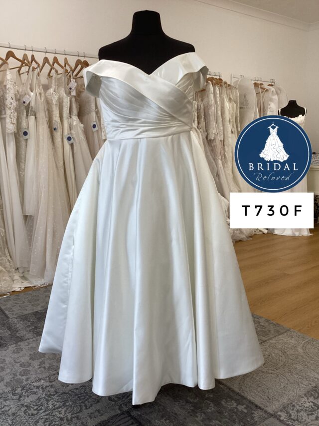 Island Bridal | Wedding Dress | Tea Length | T730F