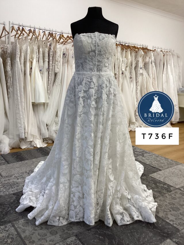 Stephanie Scott | Wedding Dress | A Line | T736F