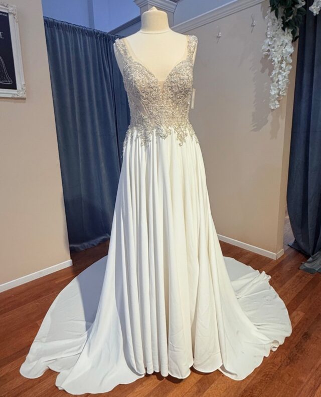 Allure | Wedding Dress | A Line | C10313