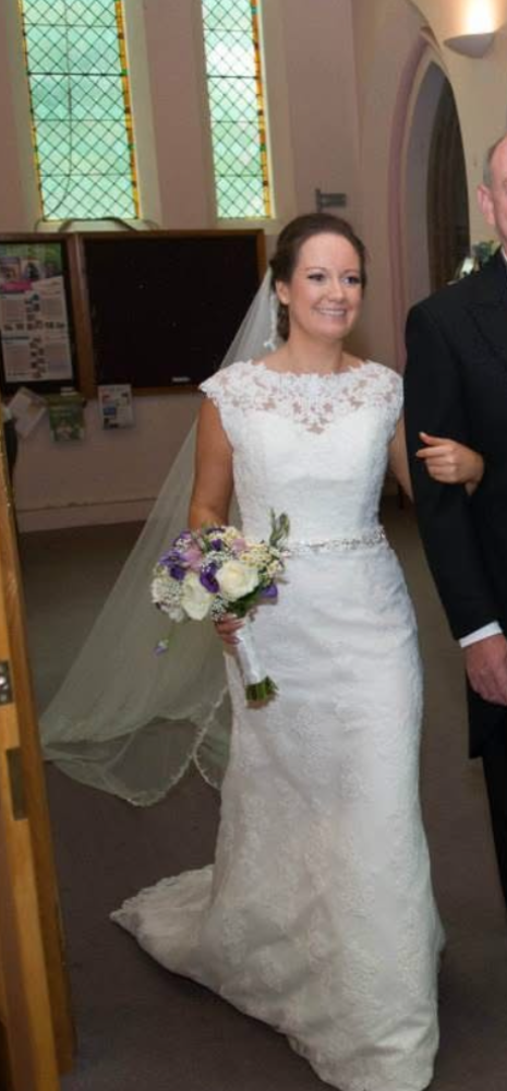 Unknown Designer | Wedding Dress | Fit To Flare | C10334
