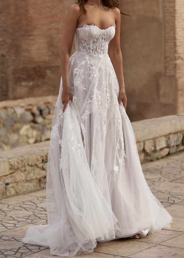 Madi Lane | Wedding Dress | A Line | C10304