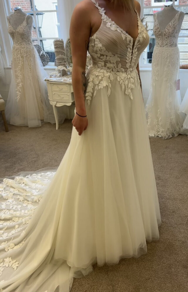Morilee | Wedding dress | Aline | C10276