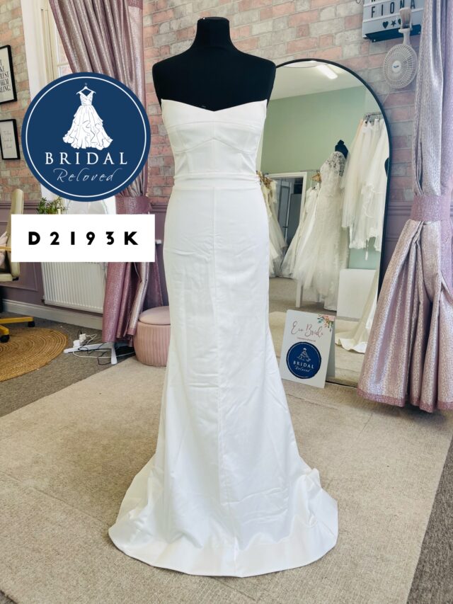Private Label | Wedding Dress | Fit To Flare | D2193K