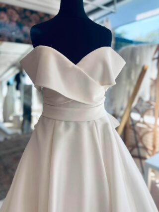Alan Hannah | Wedding Dress | A Line | WN1107D