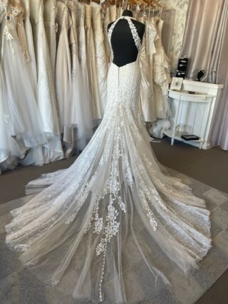 Madison James | Wedding Dress | Fit To Flare | B448M