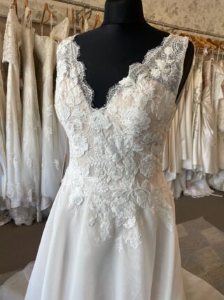 Beautiful Bridal | Wedding Dress | A Line | B449M