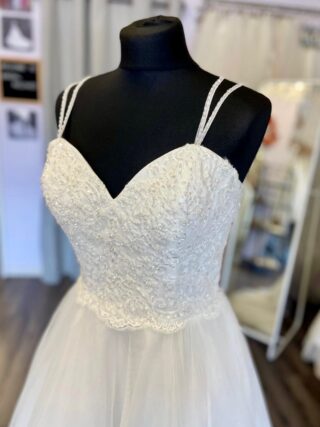 Rosa Couture | Wedding Dress | A Line | C447JL