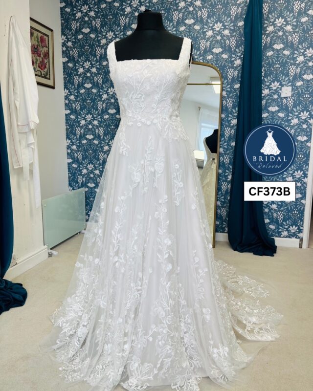 White Rose | Wedding Dress | A Line | CF373B